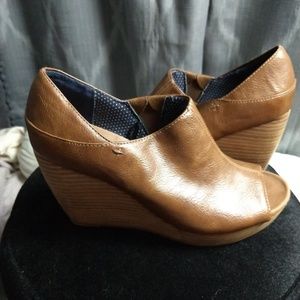Dr Scholl's wedge size 8